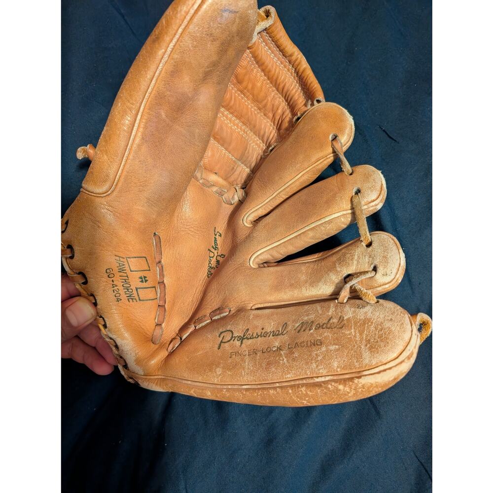 Vintage Hawthorne Baseball Glove Model 60-4204 Made in Japan